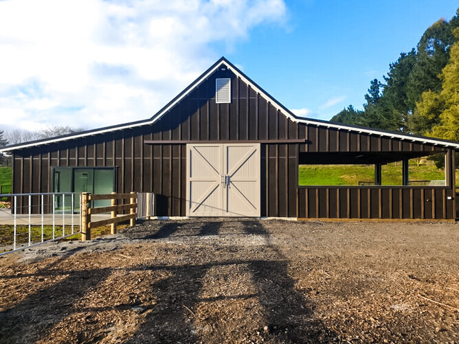 Latest Project: Cute Barn with minor dwelling & covered yards ...